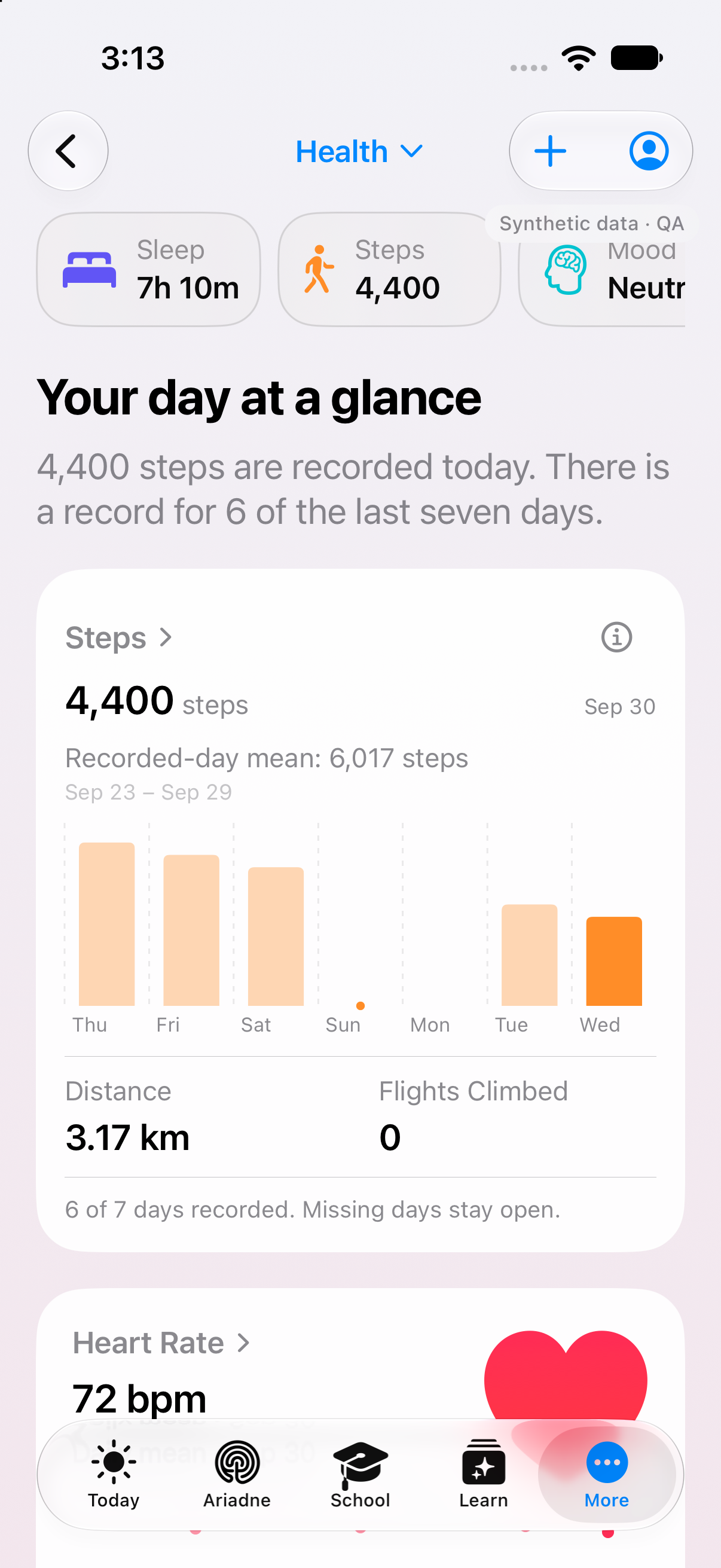 Clarity Health, English original: daily overview with a steps history and example data